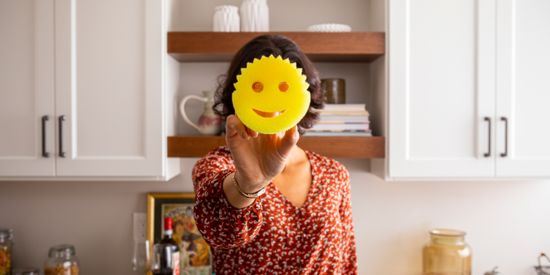 Discover the Magic of Scrub Daddy: 6 Reasons Why We Love It!