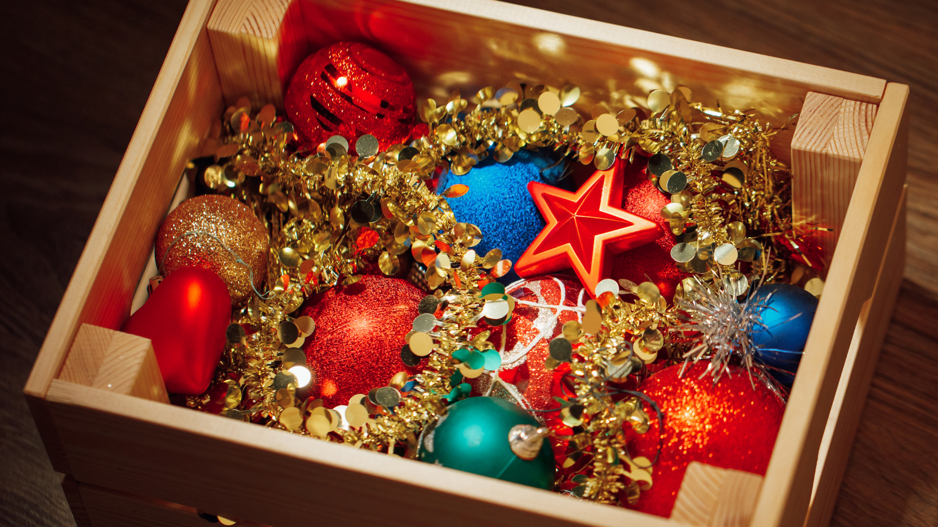 5 Tips For Packing Away Your Christmas Decorations – CleanHQ